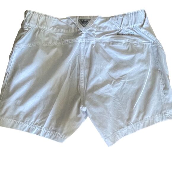 White Columbia Sport Shorts - Size 10 - Picture 2 of 4
